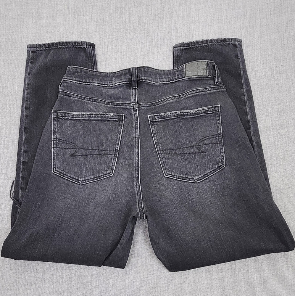 American Eagle Black & Grey Distressed Style Straight Leg Denim Jeans. 6 Short. - Picture 5 of 10